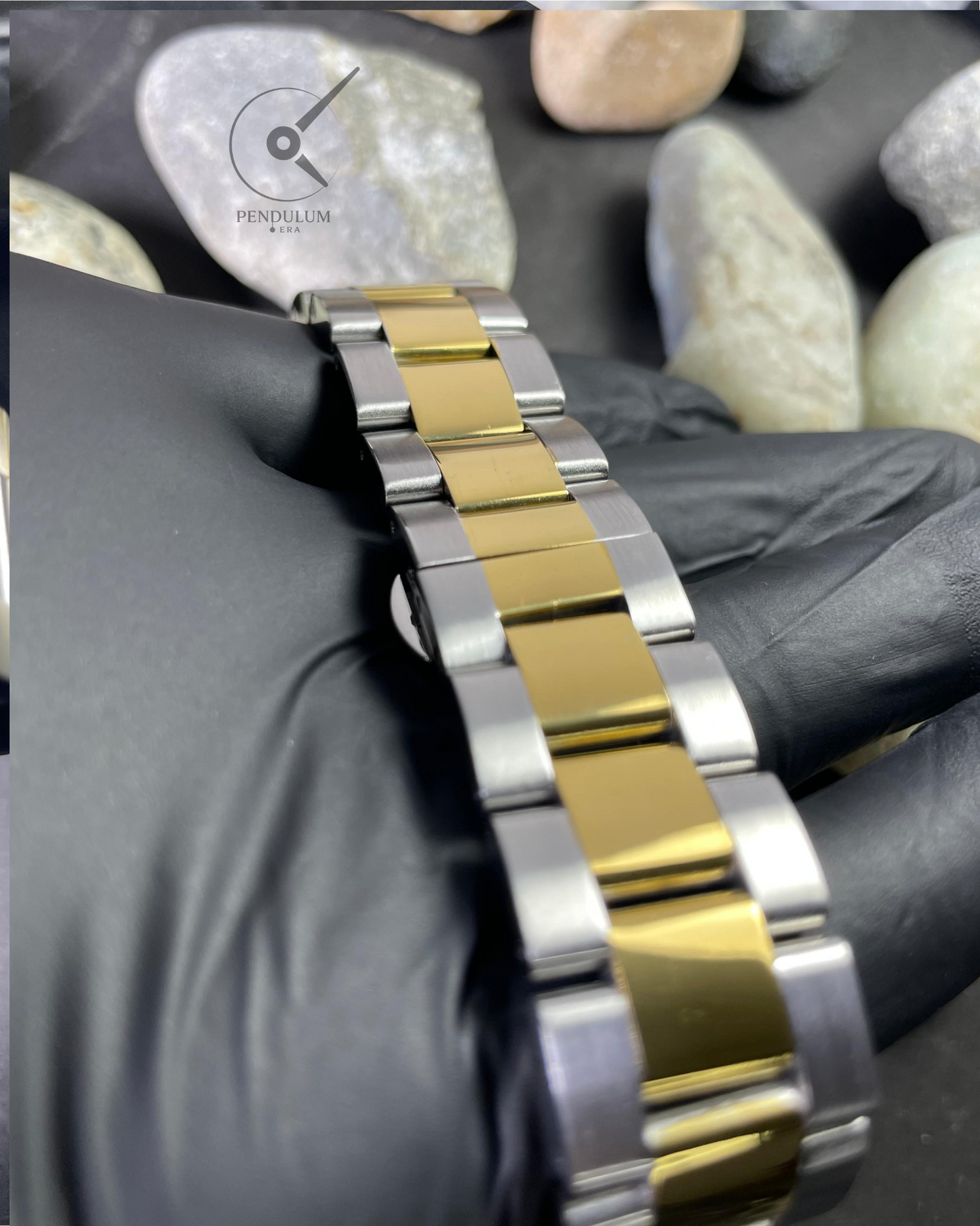 HERVI Luxury Diver Watch – Two-Tone Steel & Gold with Cosmic Blue Dial