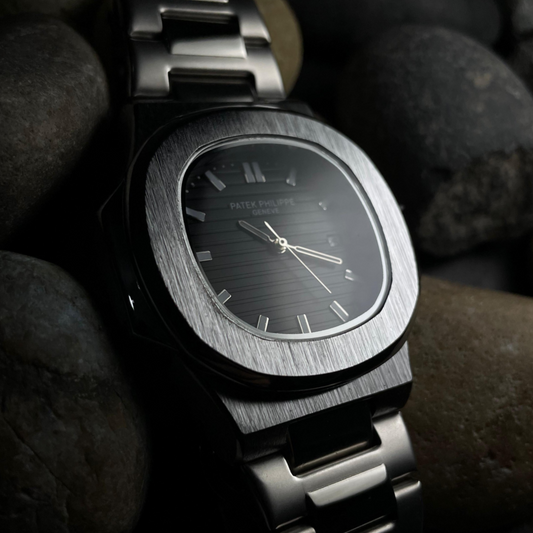 Patek Philippe Nautilus – Stainless Steel Black Dial Luxury Watch